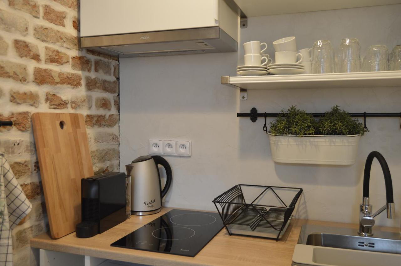 Pod Bilou Vezi Apartment Straznice Exterior photo